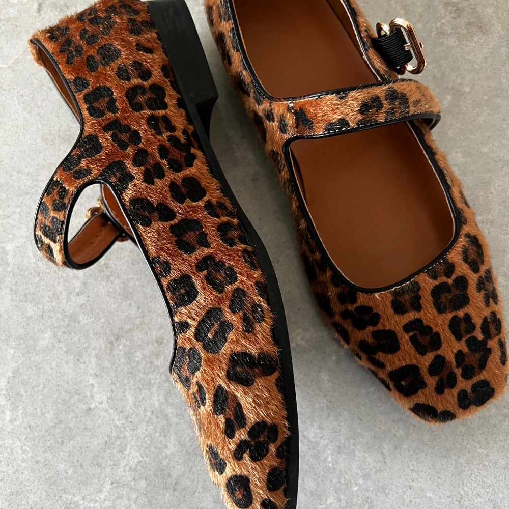 Amazon Leopard Print Flats with Buckle - Picture 2 of 5
